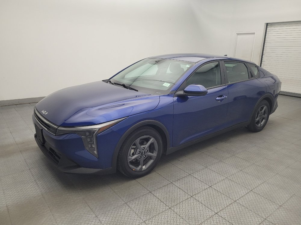 Used 2025 Kia K4 FWD image 2