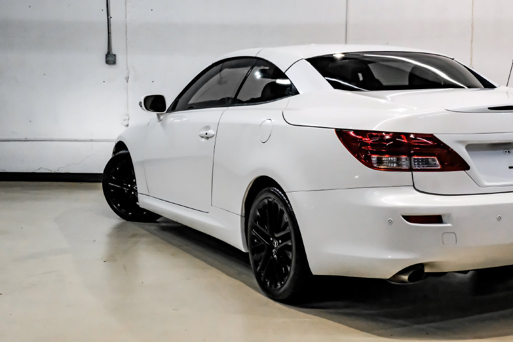 Used 2013 Lexus IS 250C w/ Luxury Pkg RWD image 19