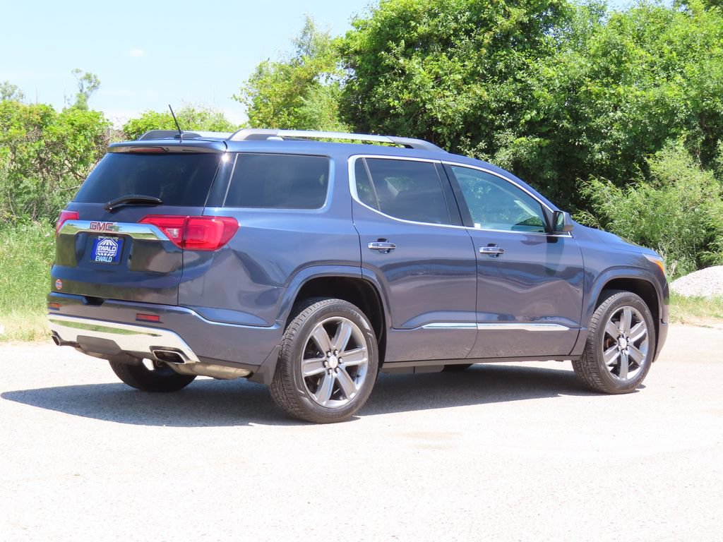 Certified 2019 GMC Acadia Denali w/ Technology Package AWD/4WD image 3