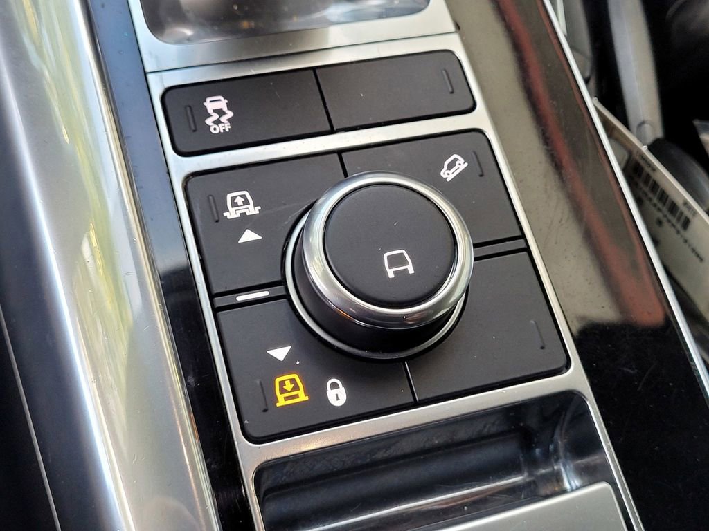 Used 2021 Land Rover Range Rover Sport HSE Silver Edition image 19