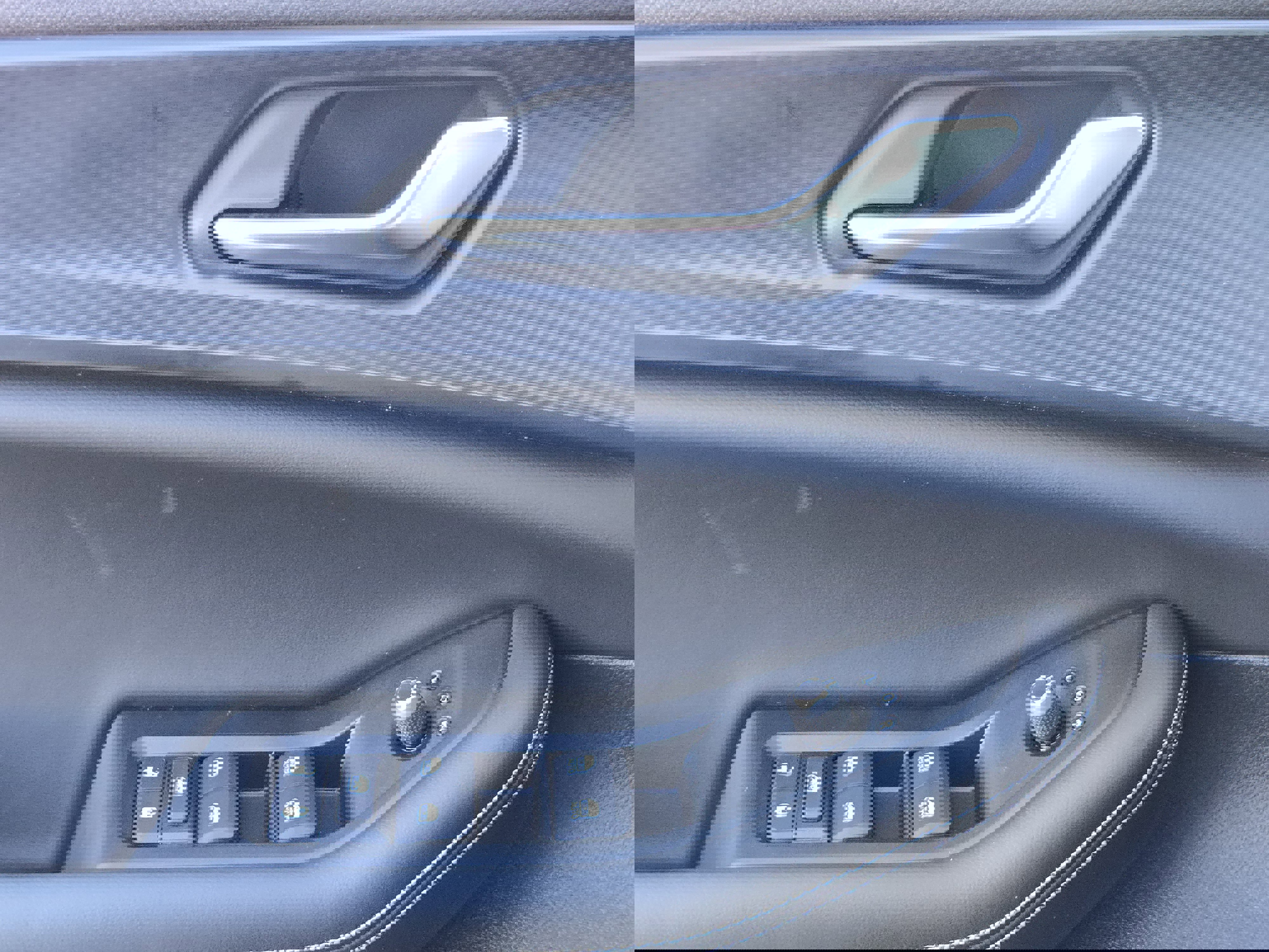 New 2025 Jeep Grand Cherokee 4WD image 18