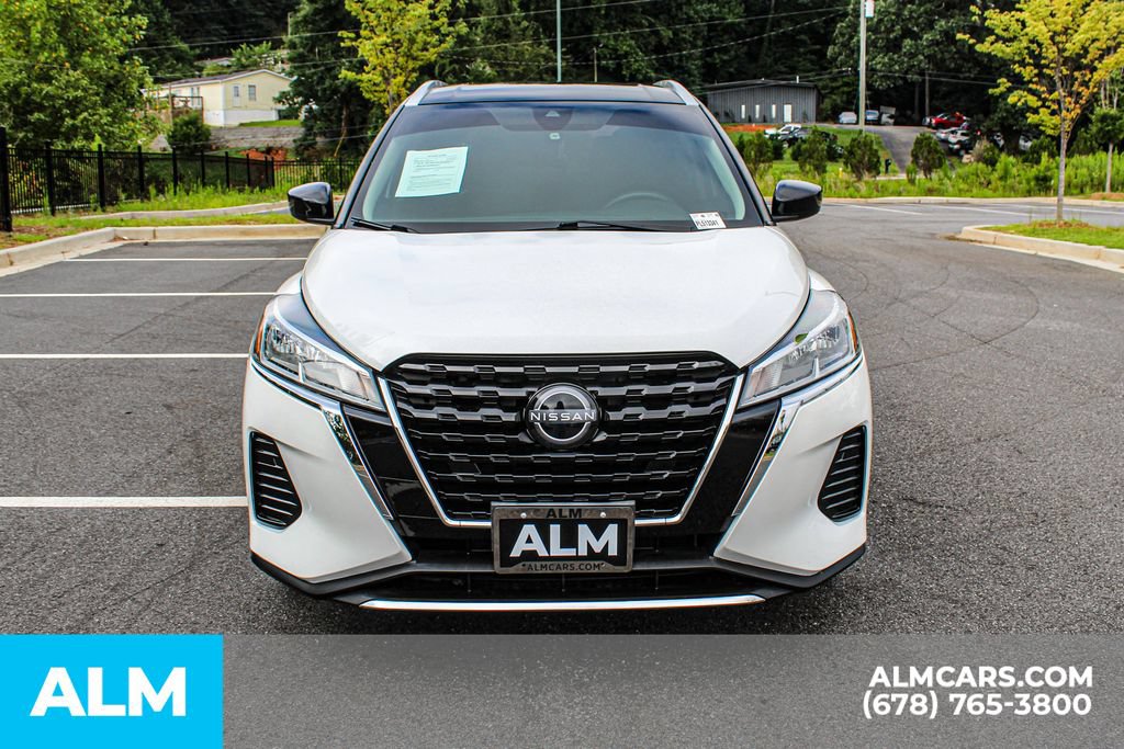 Used 2023 Nissan Kicks SV FWD image 9