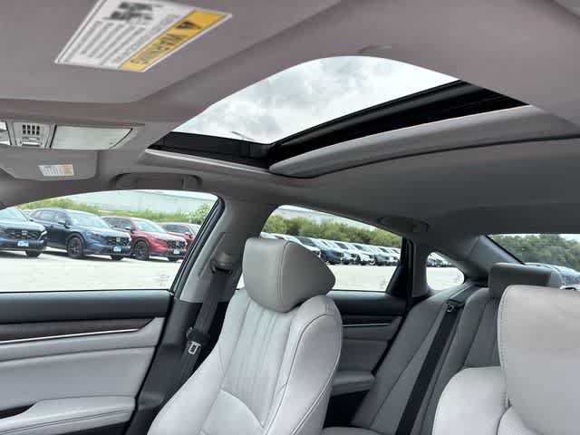 Used 2019 Honda Accord Touring image 20