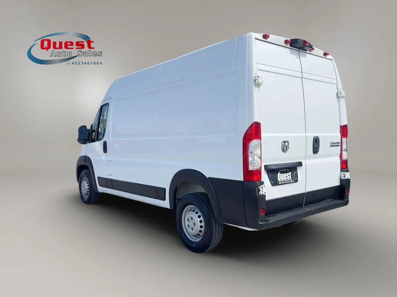Used 2025 RAM ProMaster 2500 w/ Convenience Group FWD image 5