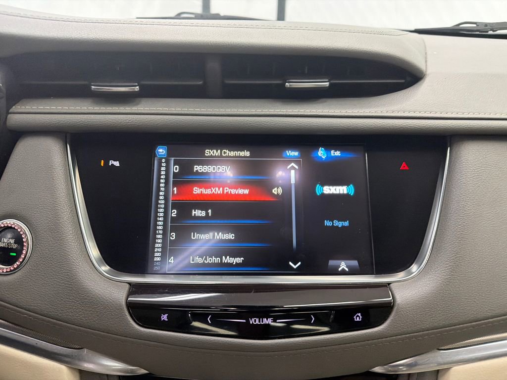 Used 2018 Cadillac XT5 Luxury w/ Driver Awareness Package image 30