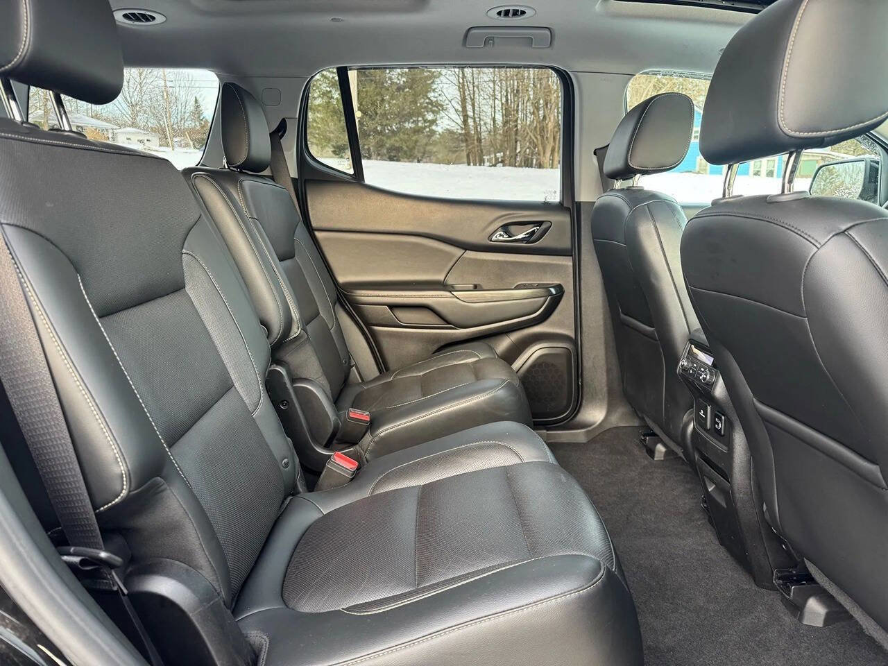 Used 2018 GMC Acadia SLT AWD/4WD image 17