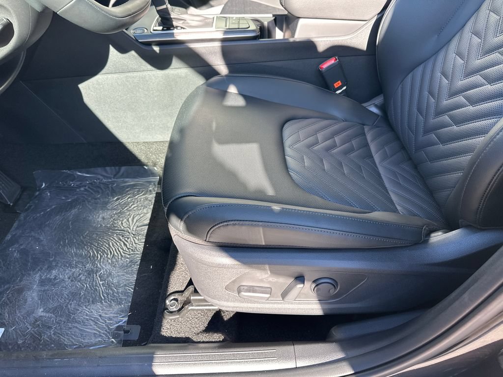New 2026 Kia Sportage X-Line w/ X-Line Premium Package AWD/4WD image 20