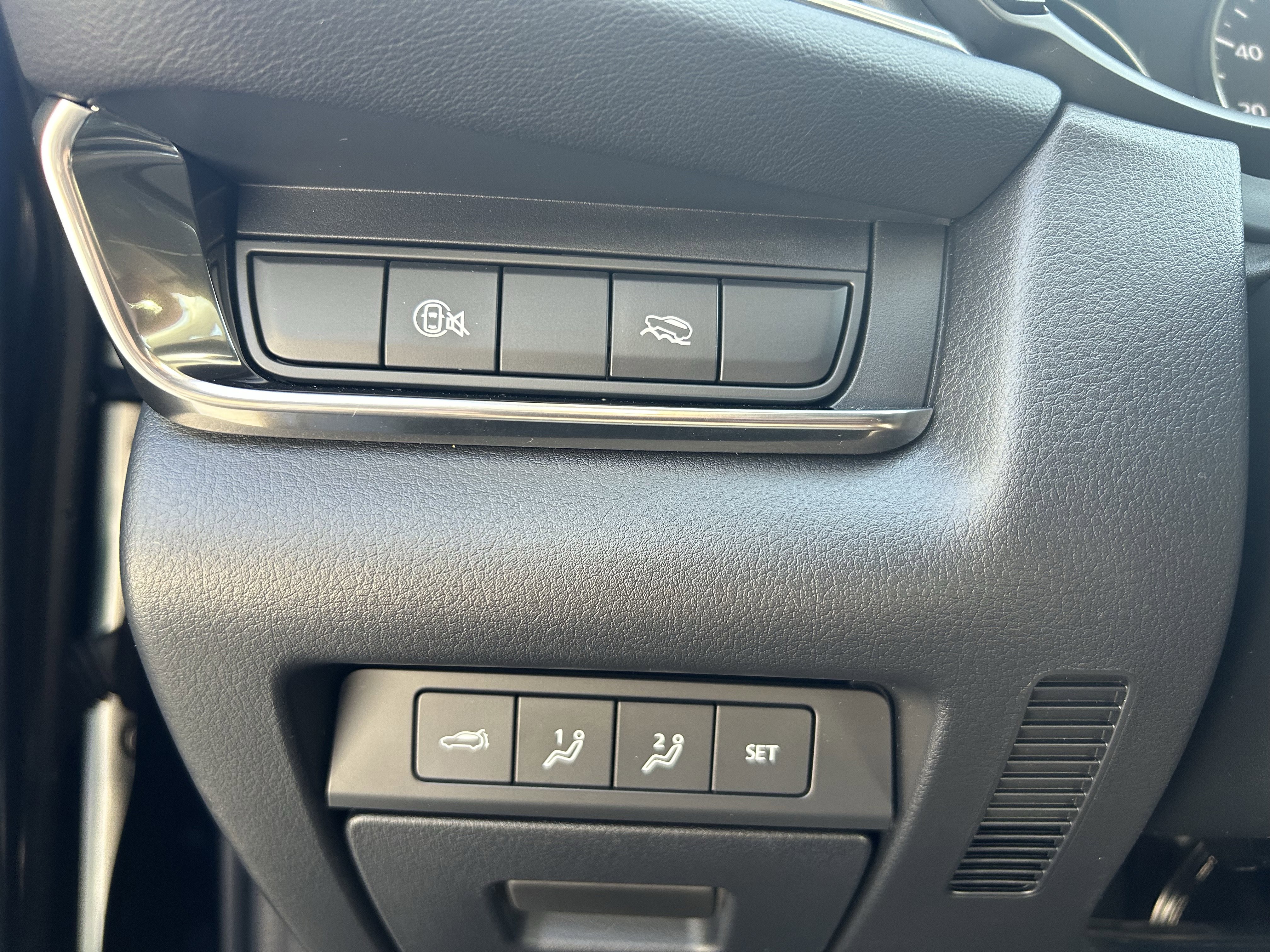 Certified 2025 MAZDA CX-30 2.5 Turbo w/ Premium Package image 20