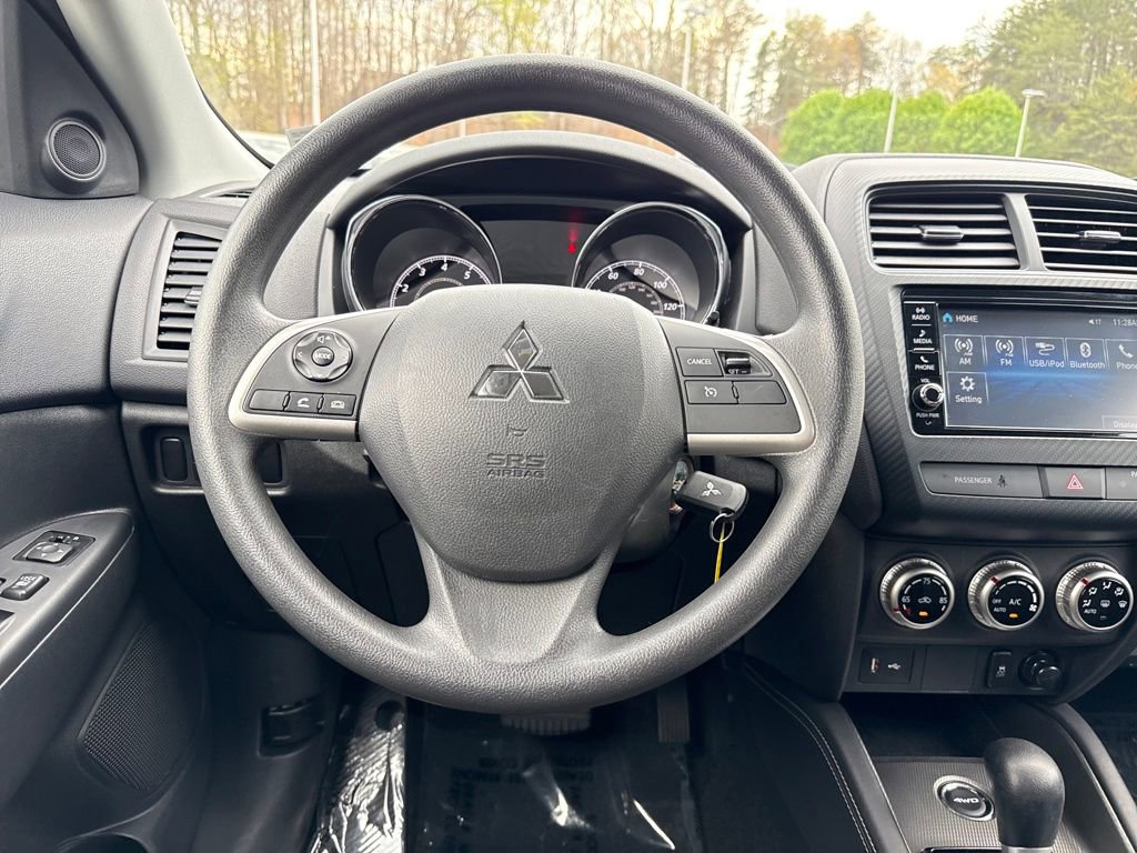 Used 2025 Mitsubishi Outlander Sport AWD image 16