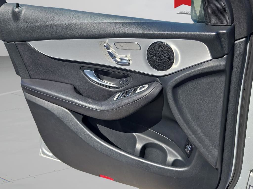 Used 2019 Mercedes-Benz GLC 300 image 35