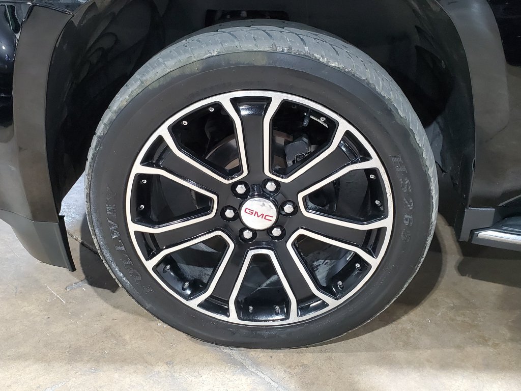 Used 2019 GMC Yukon XL SLT w/ Open Road Package RWD image 44