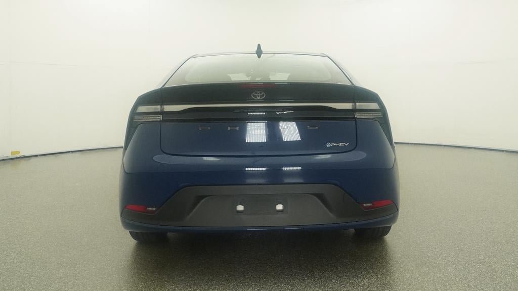 New 2027 Toyota Prius Plug-In Hybrid FWD image 23