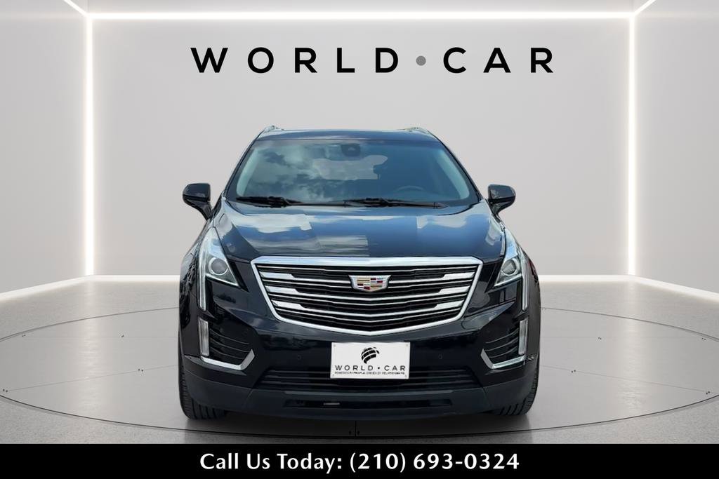 Used 2017 Cadillac XT5 Luxury w/ Driver Awareness Package FWD image 2