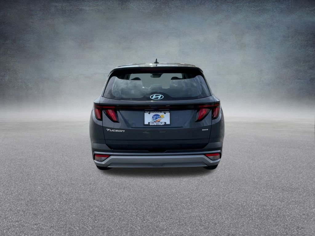 Used 2025 Hyundai Tucson SE image 20