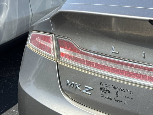 Used 2015 Lincoln MKZ w/ Equipment Group 101A Select FWD image 9