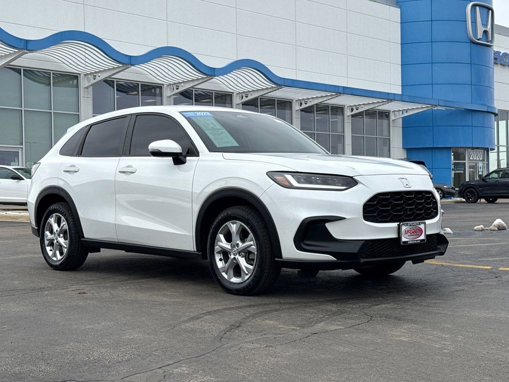 Certified 2023 Honda HR-V LX image 3