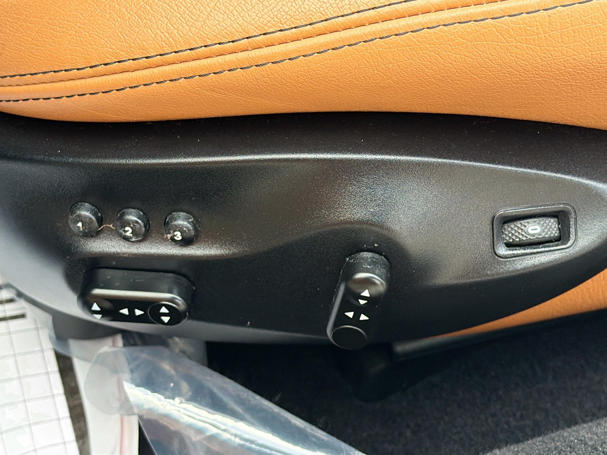 Used 2016 Maserati GranTurismo MC RWD image 24
