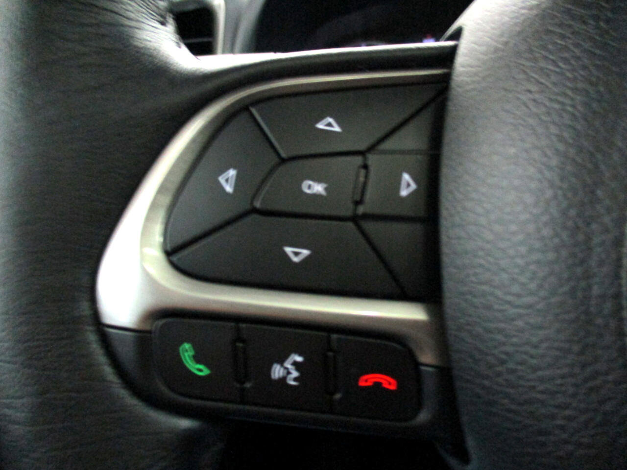 Used 2021 Jeep Renegade Limited w/ Sun & Sound Group image 23