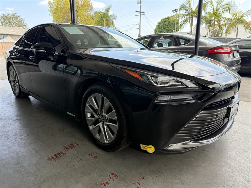 Used 2022 Toyota Mirai w/ Advanced Technology Package RWD image 8