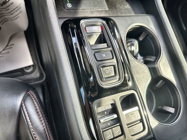 Used 2025 Honda Pilot TrailSport image 28