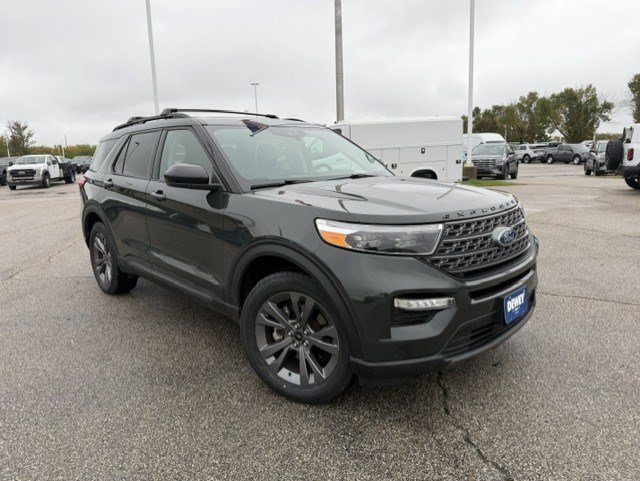 Certified 2023 Ford Explorer XLT w/ Equipment Group 202A