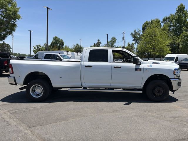 Used 2024 RAM 3500 Tradesman w/ Chrome Appearance Group AWD/4WD image 5