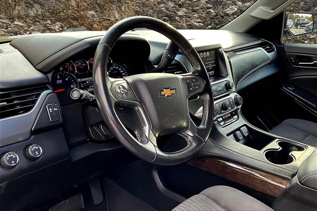 Used 2020 Chevrolet Suburban LS image 10