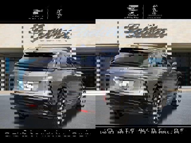 Certified 2024 Cadillac Lyriq Tech image 3