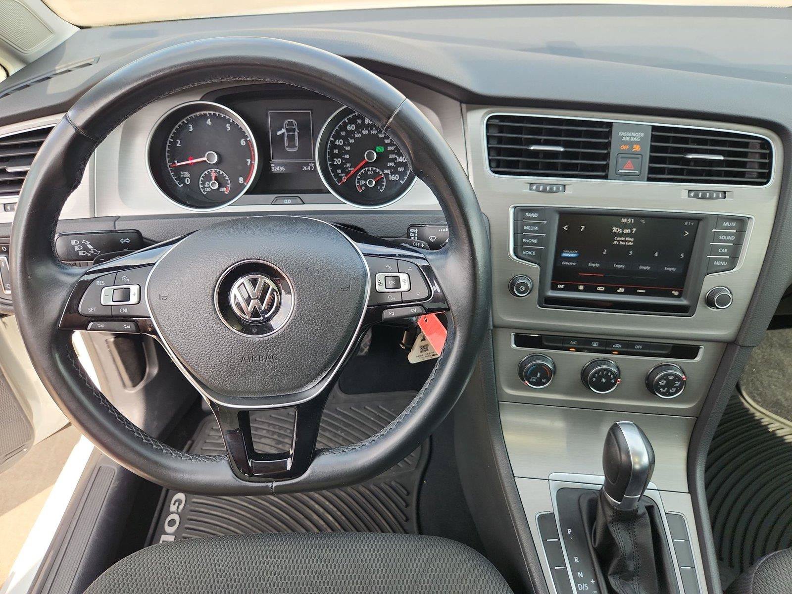 Used 2016 Volkswagen Golf S FWD image 11