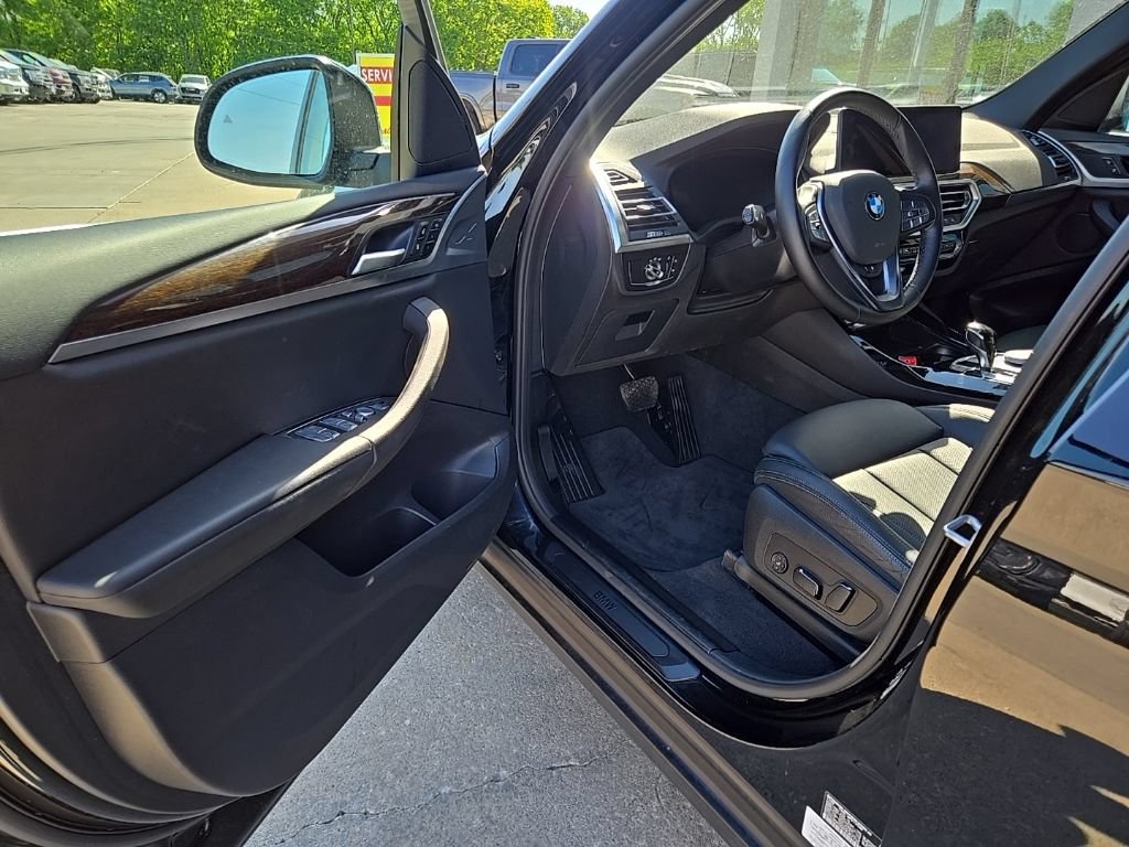 Used 2024 BMW X3 xDrive30i AWD/4WD image 29