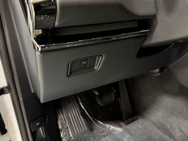 New 2025 Land Rover Range Rover Sport image 13