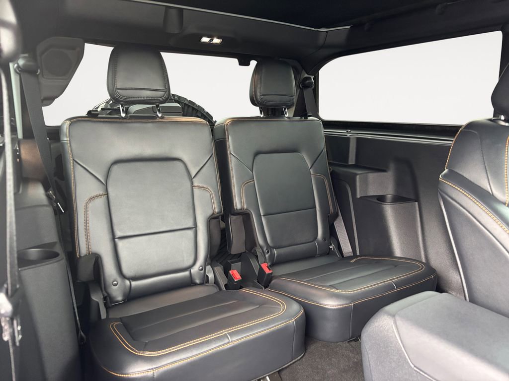 Used 2023 Ford Bronco Badlands AWD/4WD image 11