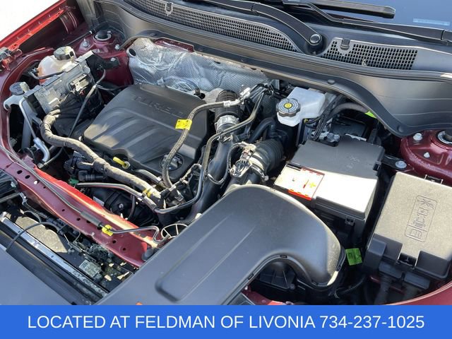 Used 2024 Chevrolet Trax LT w/ Driver Confidence Package image 28