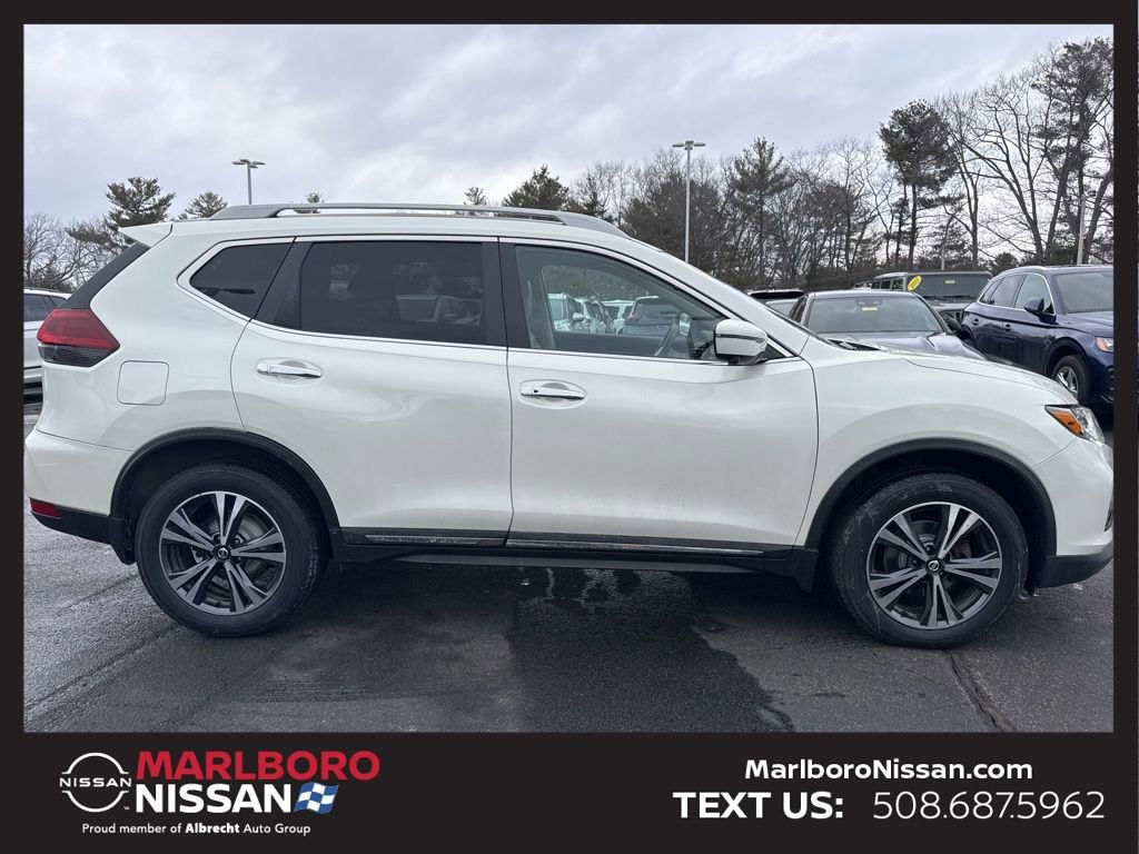 Certified 2018 Nissan Rogue SL w/ Premium Package image 8