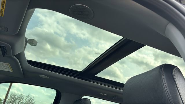 Used 2023 Ford F350 Lariat w/ Lariat Ultimate Package image 9