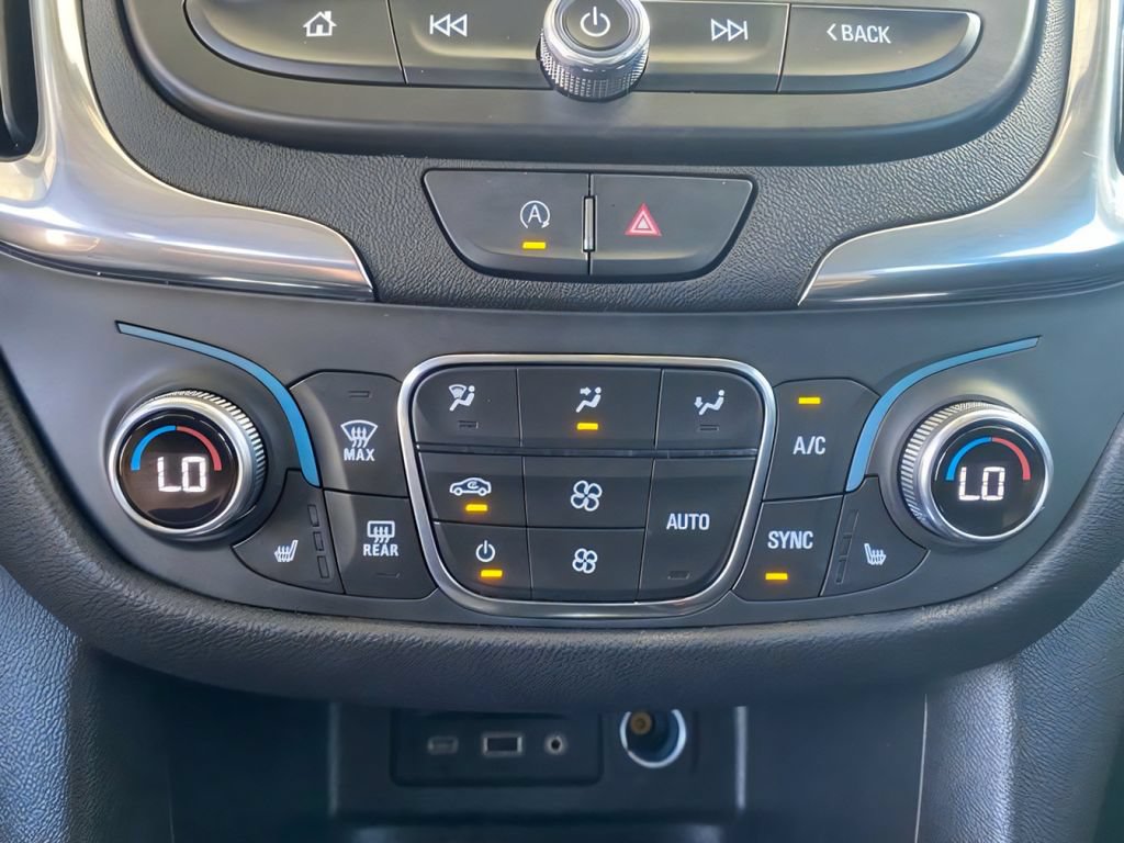 Used 2023 Chevrolet Equinox LT FWD image 24