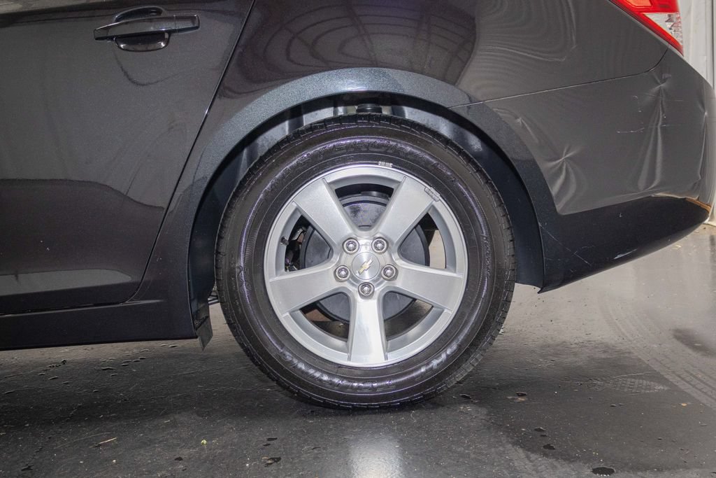 Used 2014 Chevrolet Cruze LT w/ All-Star Edition FWD image 10