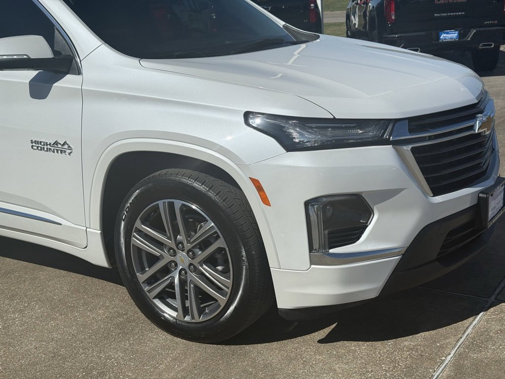 Used 2023 Chevrolet Traverse High Country w/ LPO, Floor Liner Package image 5