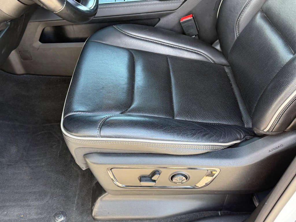 Used 2022 RAM 1500 Limited w/ Body Color Bumper Group AWD/4WD image 22