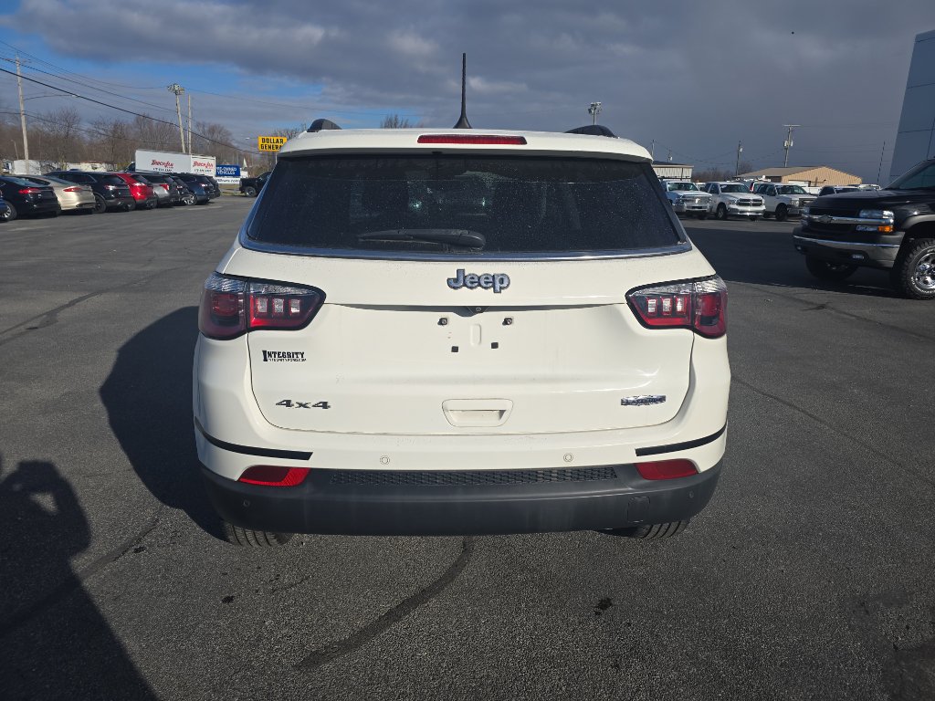 Used 2019 Jeep Compass Latitude w/ Safety & Security Group AWD/4WD image 26