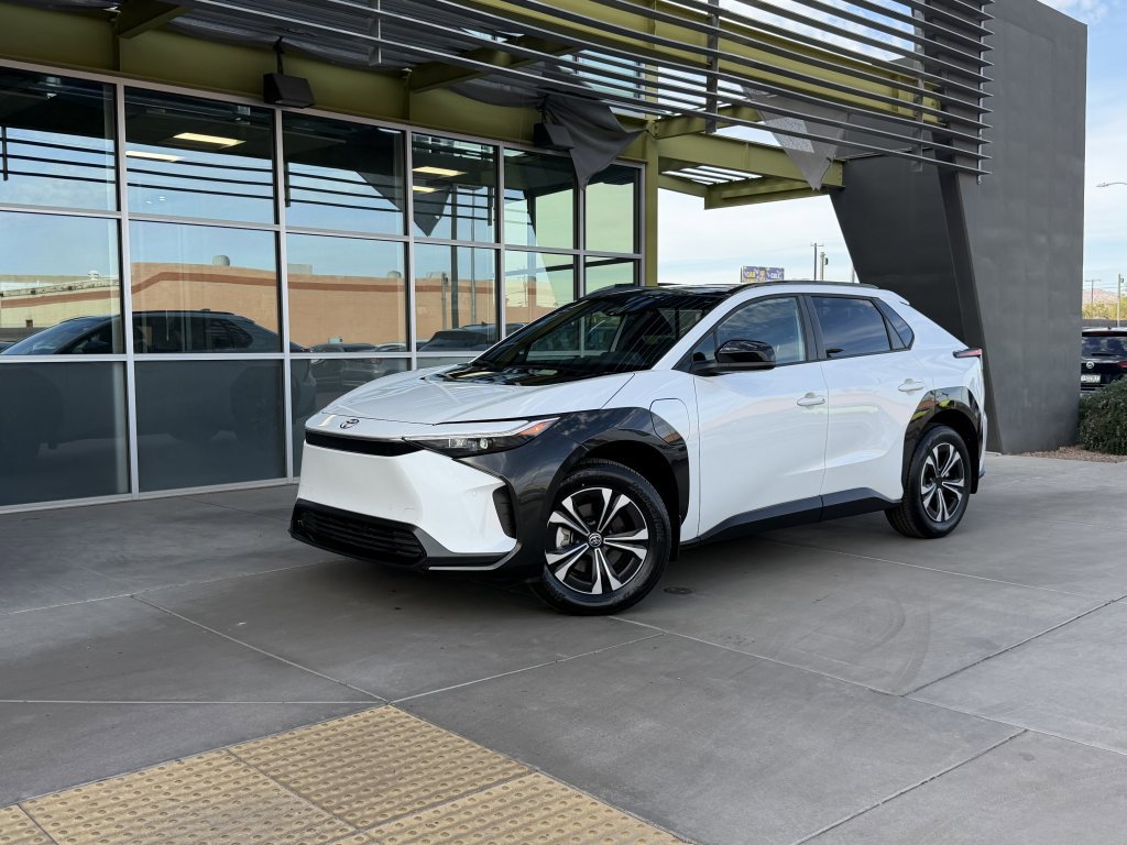 Used 2024 Toyota bZ4X XLE w/ Weather Package