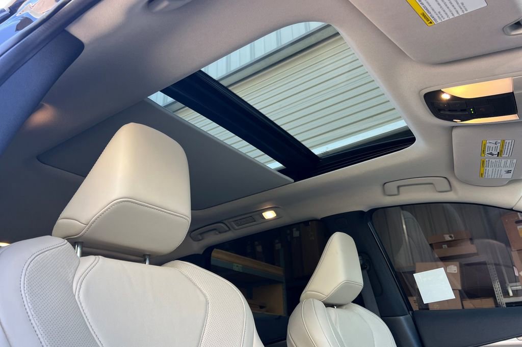 Used 2023 INFINITI QX60 Luxe w/ Cargo Package image 18