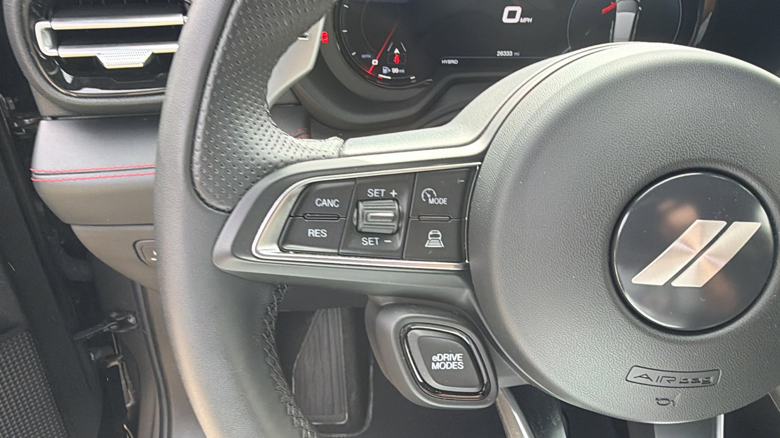 Used 2025 Dodge Hornet R/T image 28