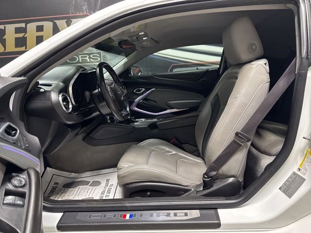 Used 2016 Chevrolet Camaro LT image 5
