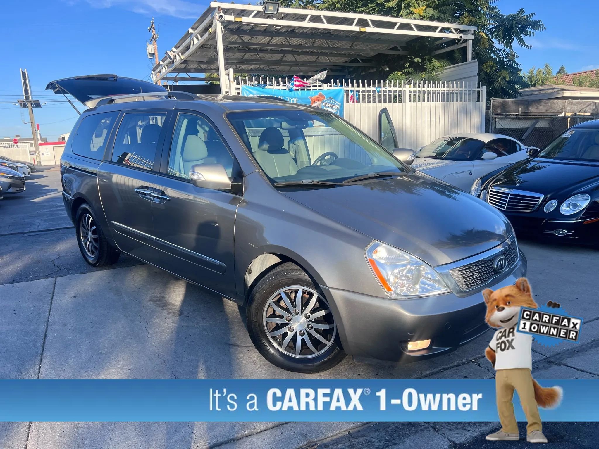 Used 2012 Kia Sedona EX w/ Luxury Pkg