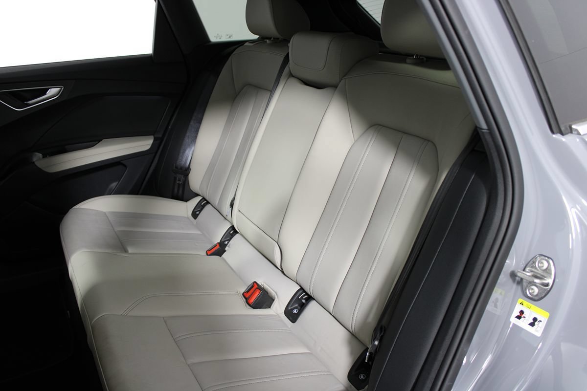 Used 2023 Audi Q4 e-tron Premium w/ Convenience Package RWD image 22
