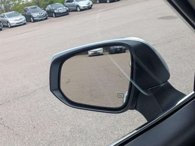 Certified 2024 Toyota Highlander LE AWD/4WD image 34