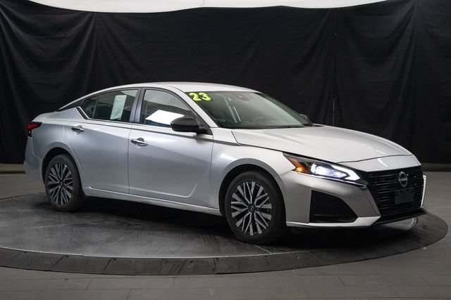 Used 2024 Nissan Altima 2.5 SV AWD/4WD image 1