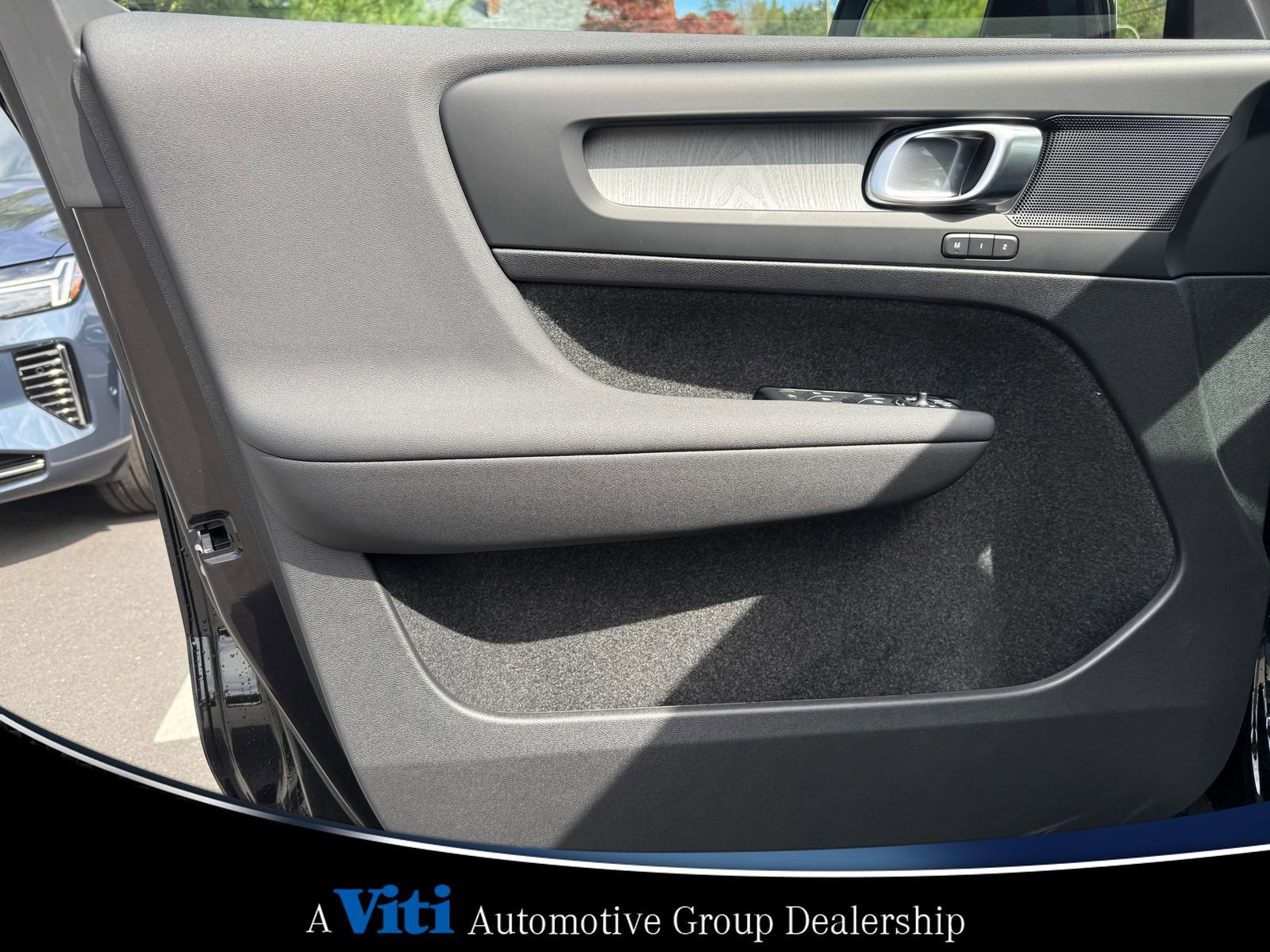 Used 2026 Volvo XC40 B5 Plus w/ Protection Package Premier image 11