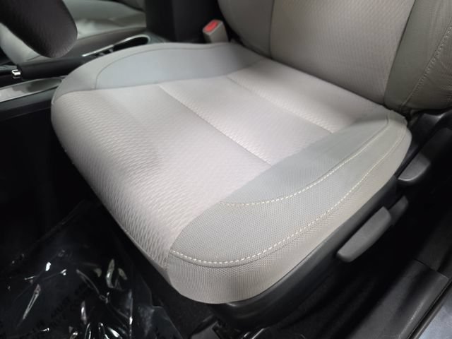 Used 2014 Toyota Corolla LE FWD image 27